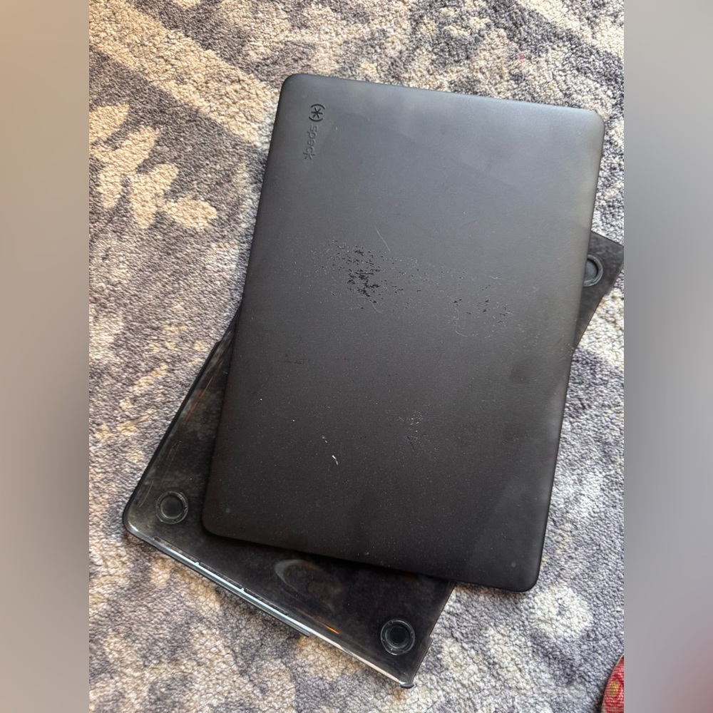 Speck Black Laptop Case